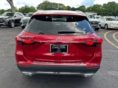 Certified 2025 Mercedes-Benz GLA 250 image 4