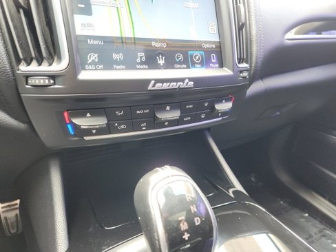Used 2018 Maserati Levante S GranSport image 30