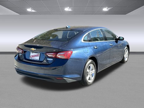 Used 2022 Chevrolet Malibu LT image 3