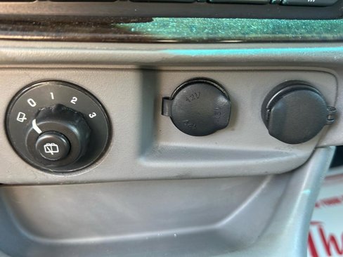 Used 2005 Buick Rainier CXL image 14