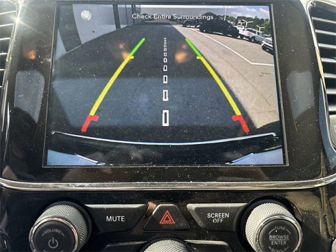 Used 2021 Jeep Grand Cherokee Limited image 25