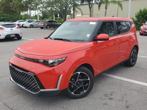 Used 2023 Kia Soul EX image 8