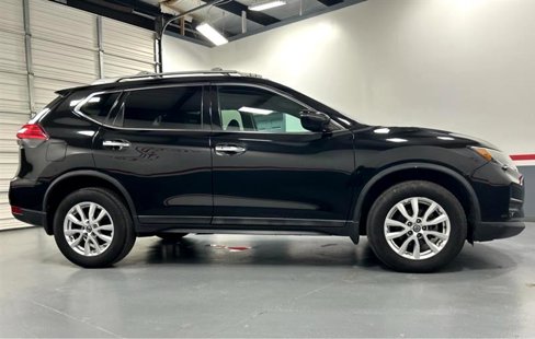 Used 2017 Nissan Rogue SV image 12