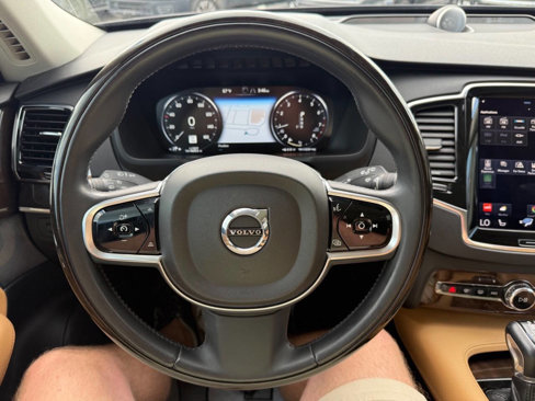 Used 2016 Volvo XC90 T6 Momentum w/ Momentum Plus Package image 12