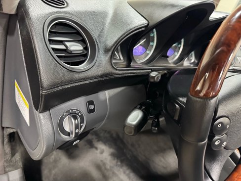 Used 2005 Mercedes-Benz SL 500 image 62