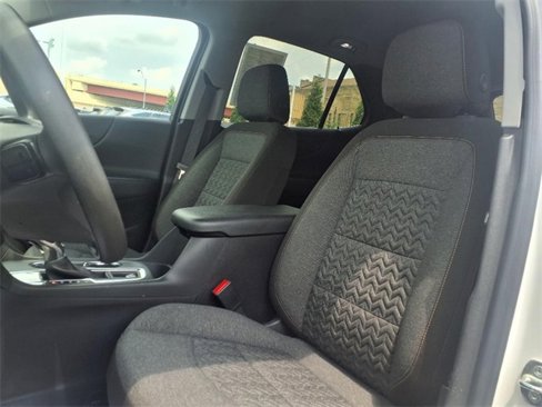 Used 2023 Chevrolet Equinox LT image 26