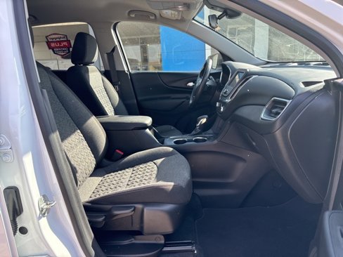 Used 2022 Chevrolet Equinox LT image 15