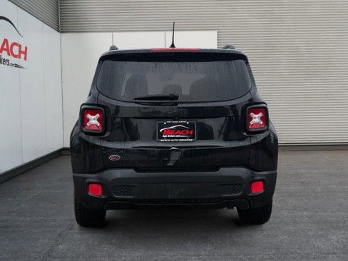 Used 2017 Jeep Renegade Altitude image 15