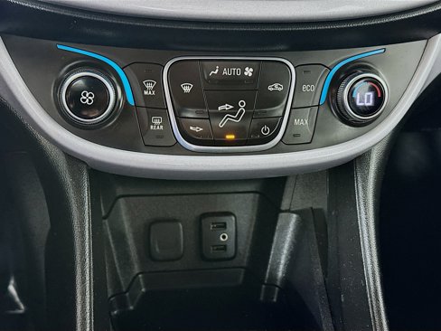 Used 2017 Chevrolet Volt LT image 15