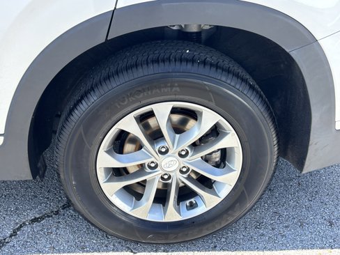 Used 2020 Hyundai Santa Fe SE image 14