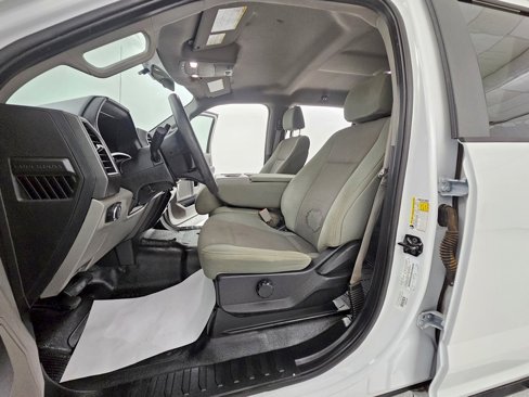 Used 2019 Ford F250 XL w/ Power Equipment Group image 17