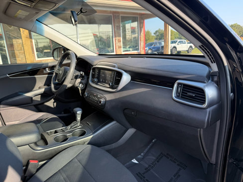 Used 2019 Kia Sorento LX image 21