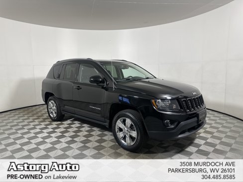 Certified 2017 Jeep Compass Latitude image 1