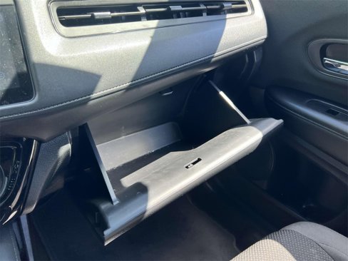 Used 2019 Honda HR-V Sport image 32