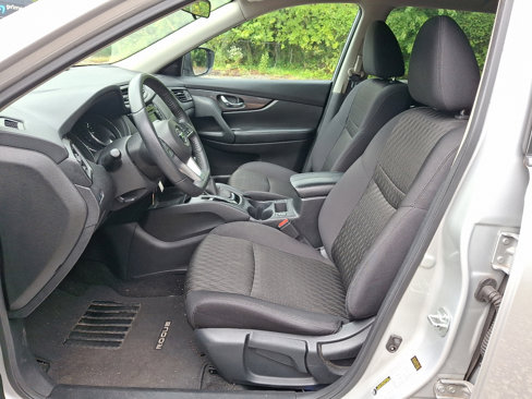 Used 2020 Nissan Rogue S w/ Special Edition Package image 25