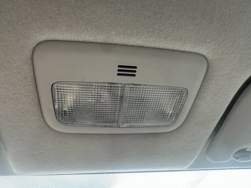 Used 2012 Toyota Corolla LE image 22