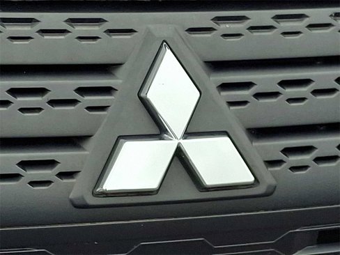 Used 2022 Mitsubishi Eclipse Cross LE image 25