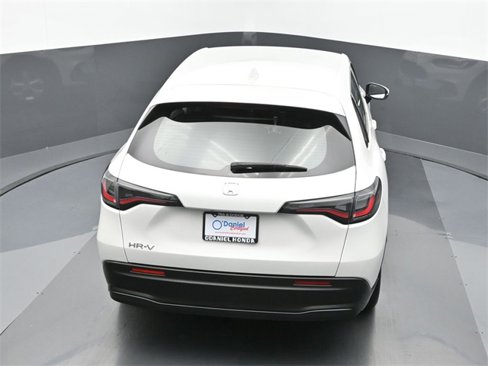 Used 2025 Honda HR-V LX image 16