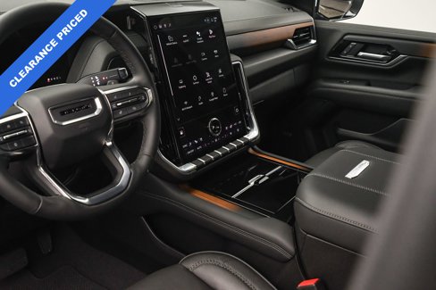 Used 2025 GMC Yukon Denali image 43