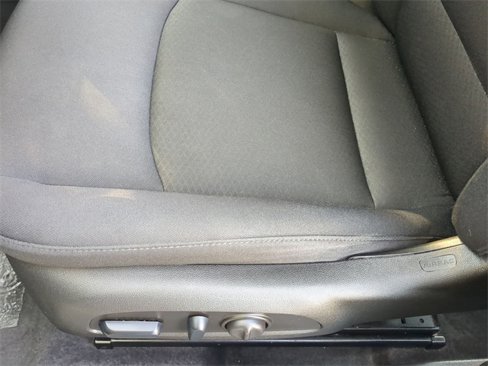 Used 2023 Chevrolet Malibu LT image 18