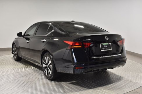 Used 2022 Nissan Altima 2.5 SV image 5