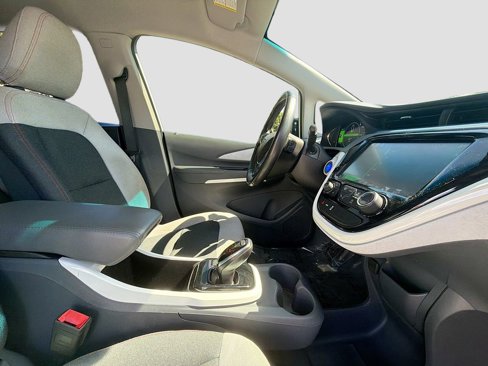 Used 2020 Chevrolet Bolt LT image 37