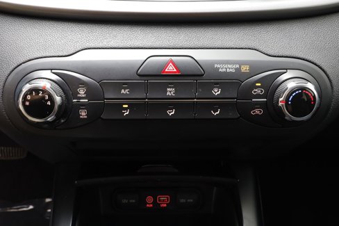 Used 2016 Kia Sorento L image 14