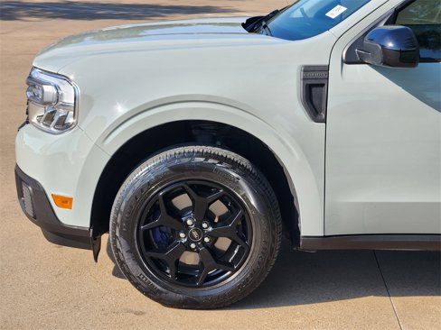 Used 2024 Ford Maverick Lariat w/ FX4 Off-Road Package image 9