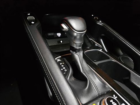 Used 2021 Kia Telluride EX w/ EX Premium Package image 9