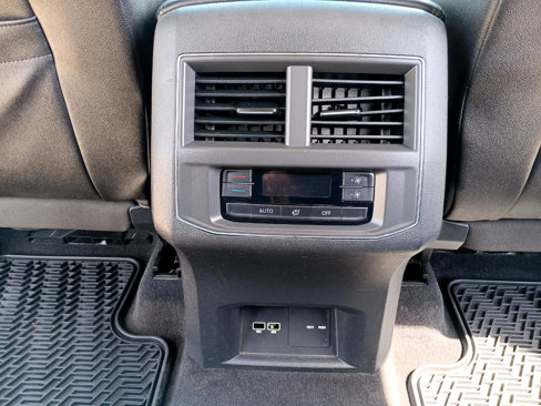 Used 2018 Volkswagen Atlas SEL image 18