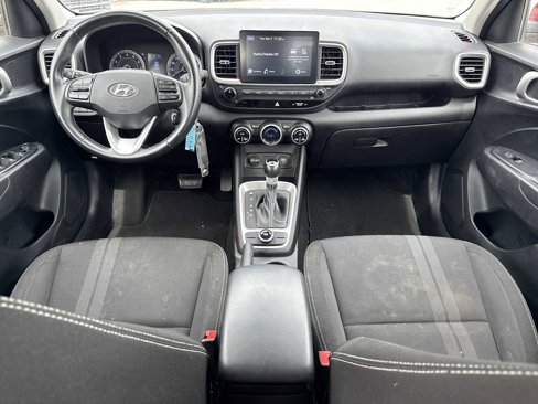 Certified 2021 Hyundai Venue SEL image 12