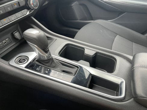 Used 2024 Nissan Sentra SV image 41