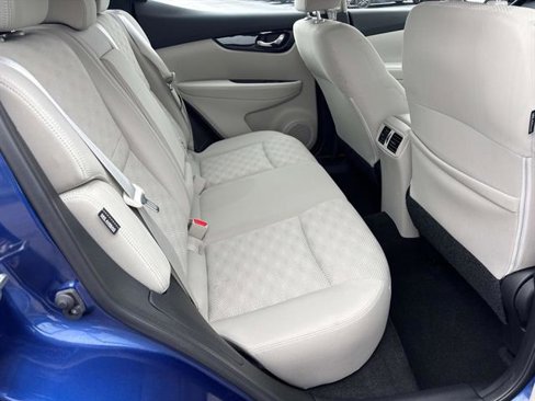 Used 2020 Nissan Rogue Sport SV w/ All-Weather Package image 13