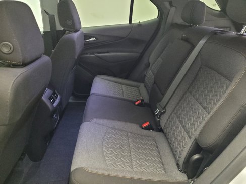Used 2024 Chevrolet Equinox LT image 18