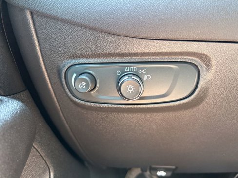 Used 2024 Chevrolet Equinox LT image 26