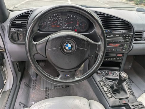 Used 1999 BMW M3 Convertible image 18
