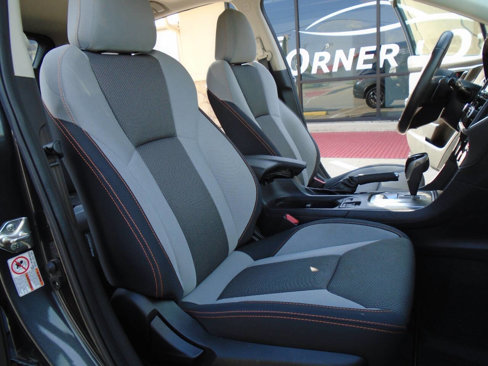 Used 2018 Subaru Crosstrek 2.0i Premium w/ Moonroof Package image 12