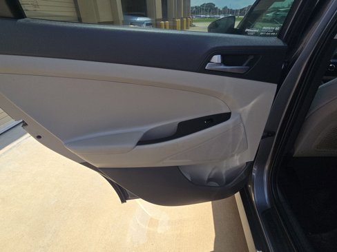 Used 2017 Hyundai Tucson SE image 12