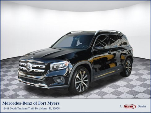 Certified 2021 Mercedes-Benz GLB 250 image 1