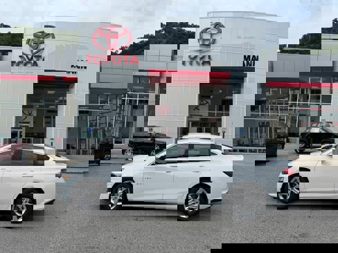 Used 2024 Chevrolet Malibu LS image 1