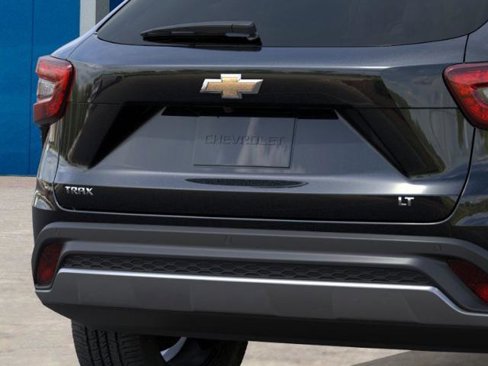 New 2025 Chevrolet Trax LT image 41