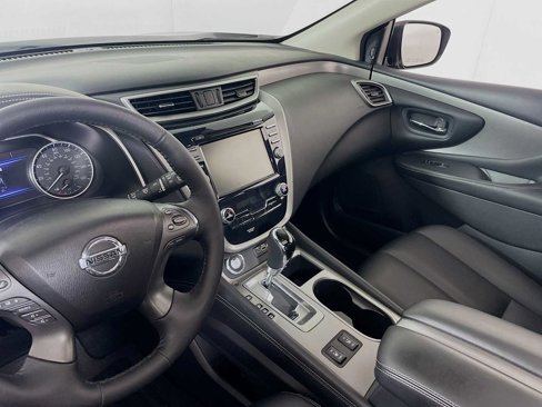 Used 2020 Nissan Murano SV w/ Premium Package image 21
