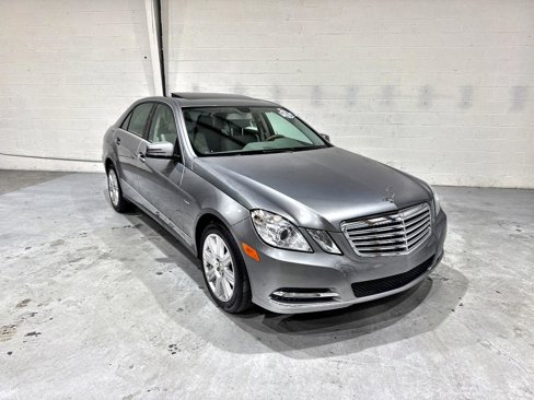 Used 2012 Mercedes-Benz E 350 Sedan image 2