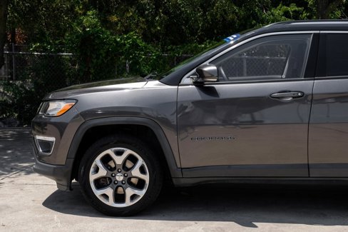 Used 2018 Jeep Compass Limited w/ Navigation Group image 20