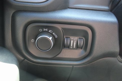 Used 2019 RAM 3500 Tradesman image 18