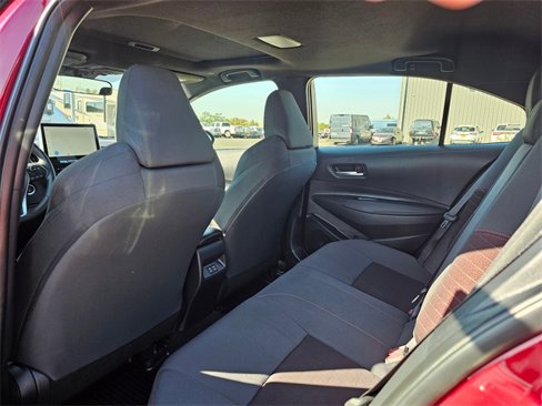 Used 2025 Toyota Corolla SE image 12