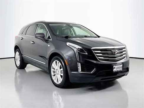 Used 2018 Cadillac XT5 Premium Luxury image 3