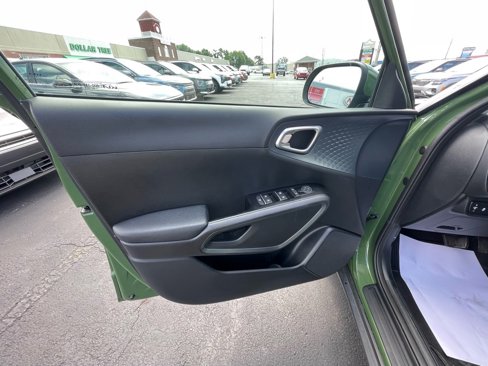 Certified 2023 Kia Soul EX image 11