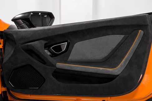 Used 2023 Lamborghini Huracan Sterrato image 39