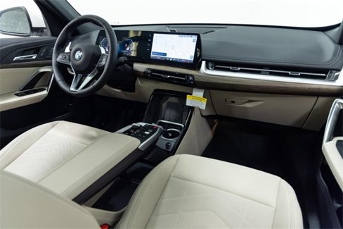 Certified 2025 BMW X1 xDrive28i w/ Convenience Package image 23
